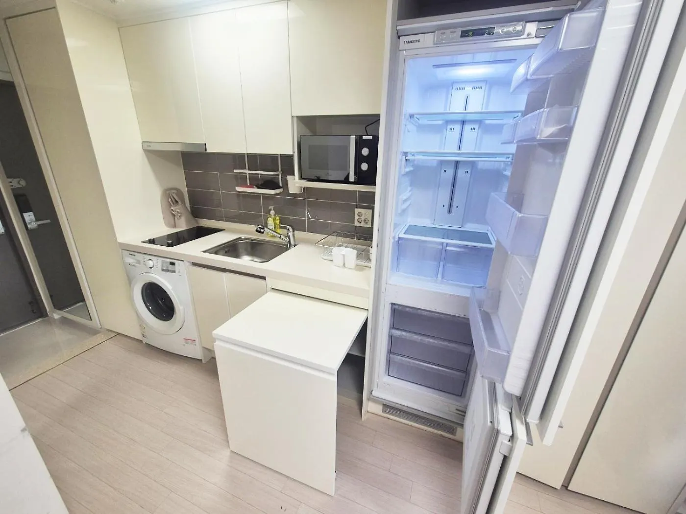 3217#Gangnam Urban Vogue Suites #Top-Rated Unit # All-New Furniture & Peaceful Vibe# 1-2403#Sinnonhyeon 1Min Seoul South Korea